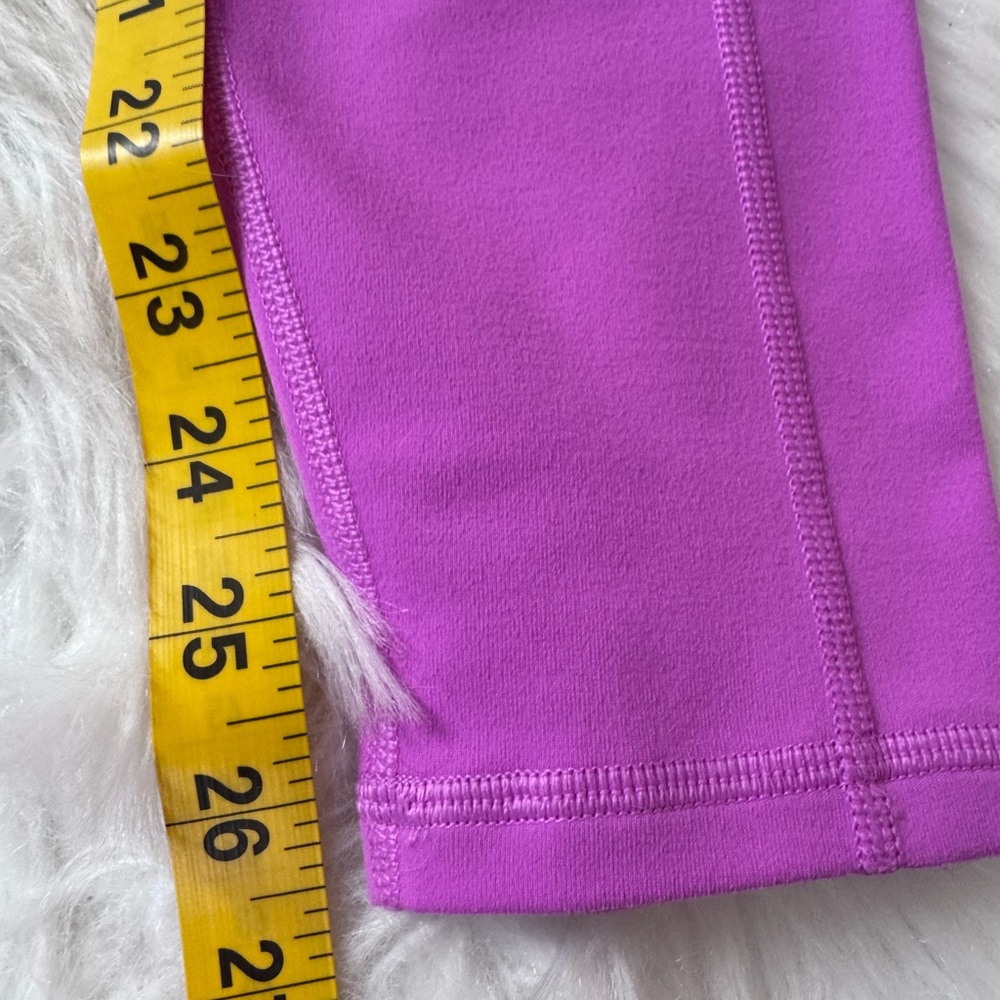 On-The-Go PowerHold® Size Small High-Waisted Legging in Electric Orchid Neon - Picture 11 of 11